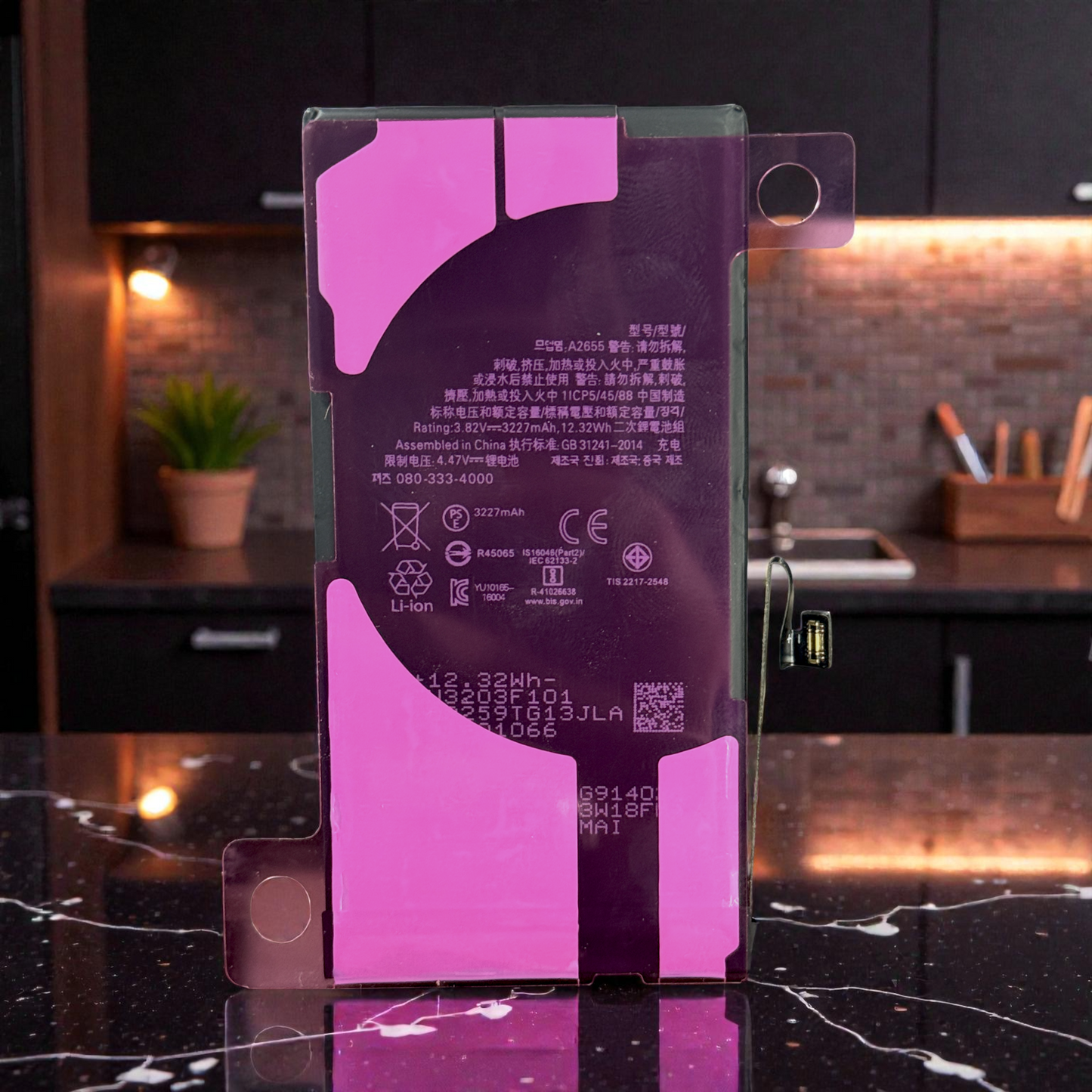 Ideal Zone High-Capacity Battery iPhone 13 - 3227mAh